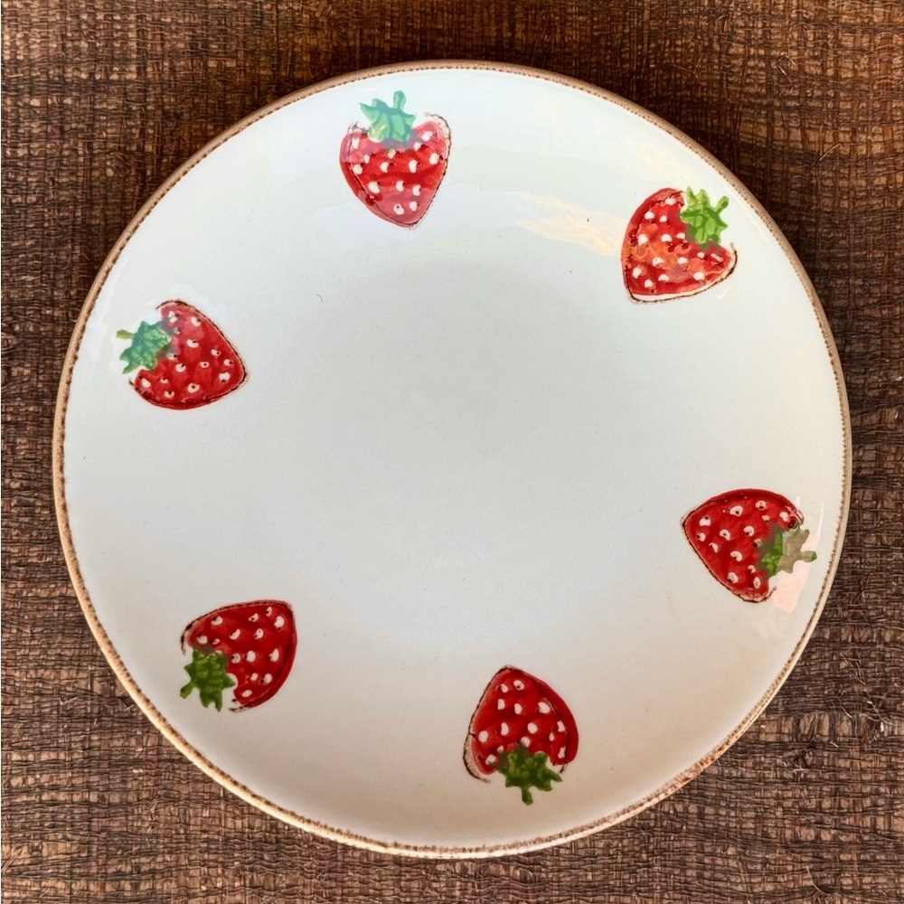 Ceramic Strawberry Dessert Plate, 8.5"